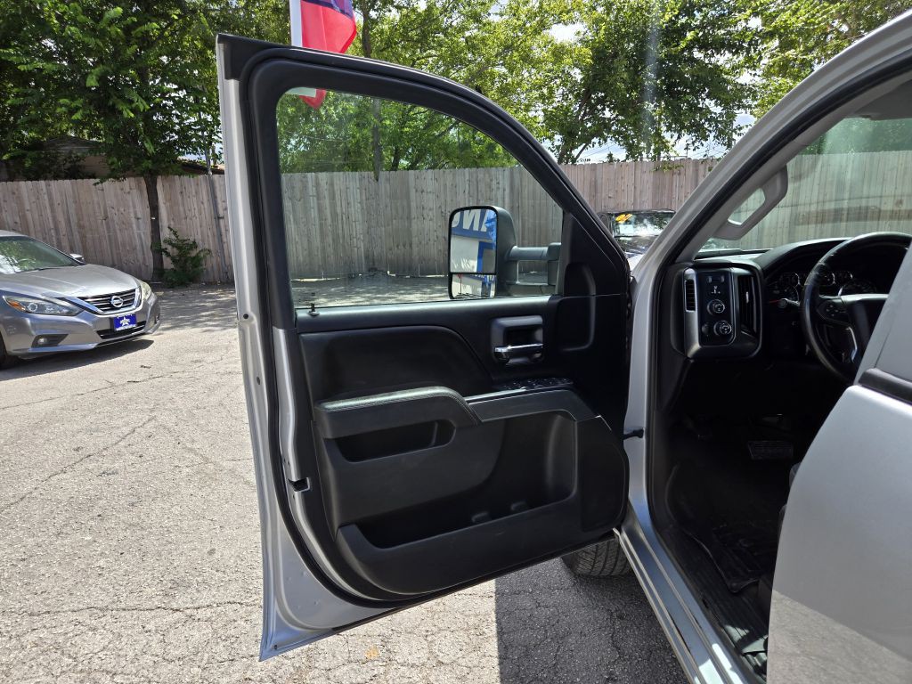 2017 Chevrolet Silverado 1500 Image 8
