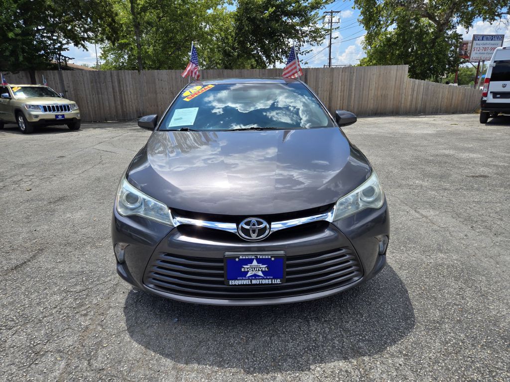 2015 Toyota Camry Image 1