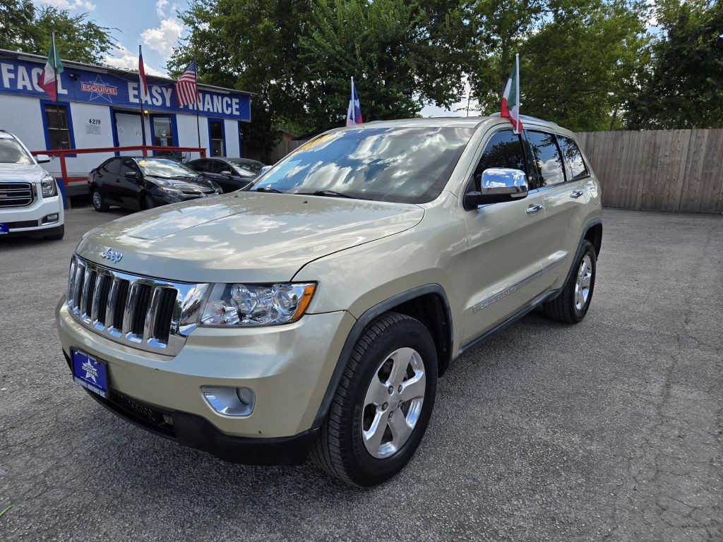 2012 Jeep Grand Cherokee Image 2