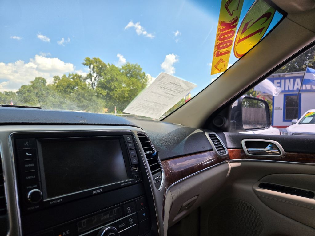 2012 Jeep Grand Cherokee Image 15