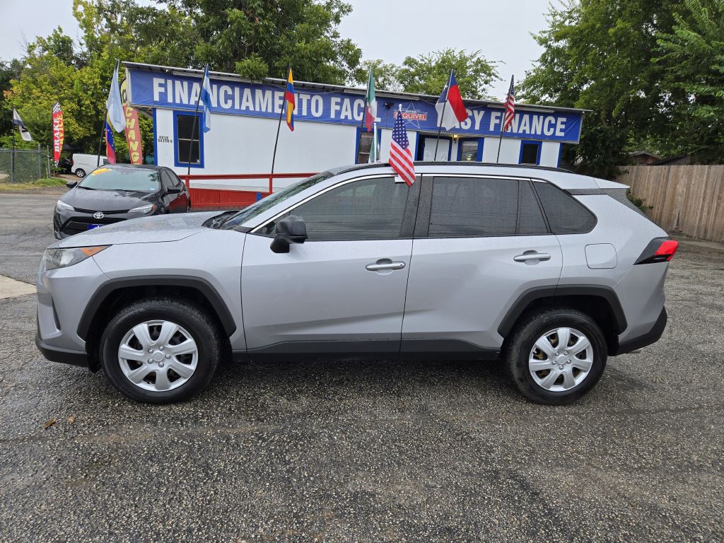 2019 Toyota Rav4 Image 3