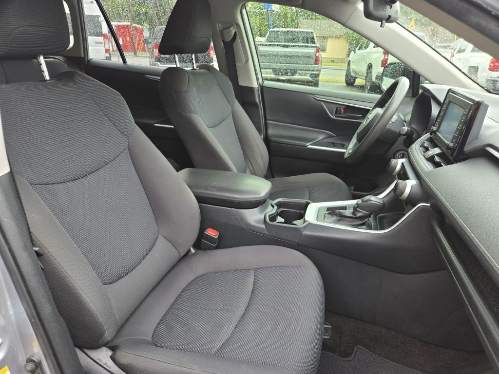 2019 Toyota Rav4 Image 11