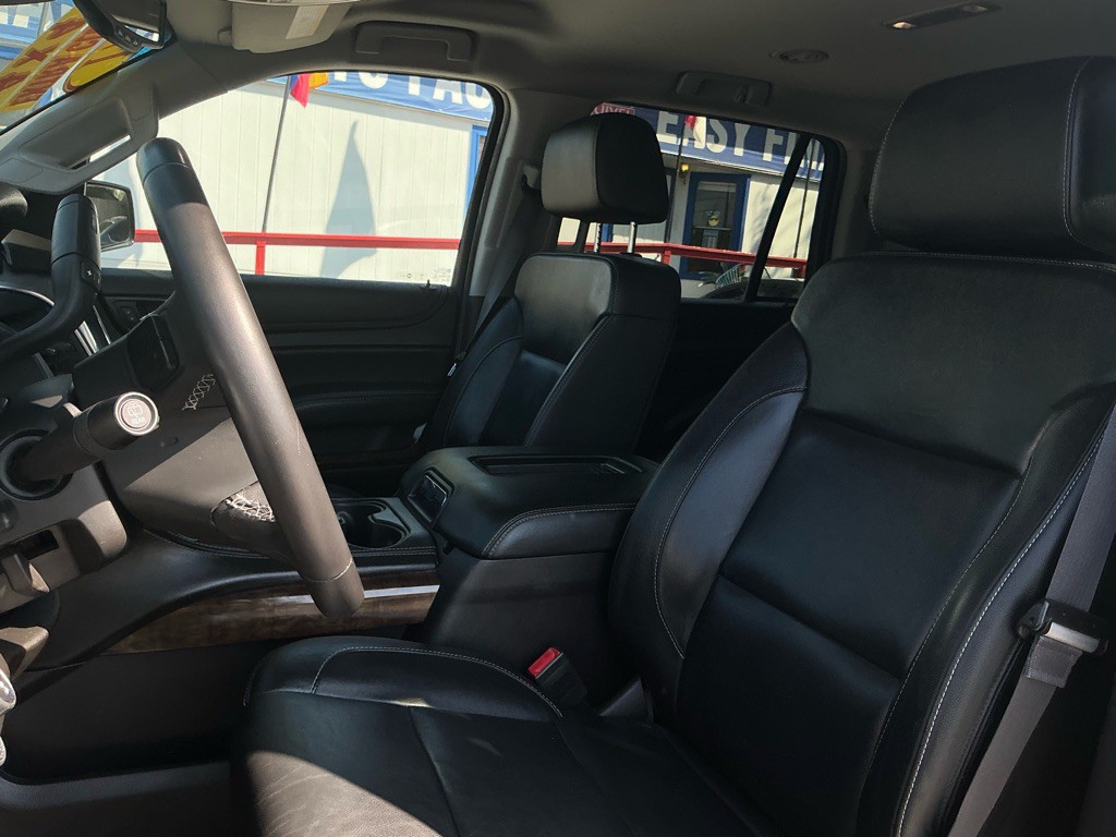 2017 Chevrolet Tahoe Image 12