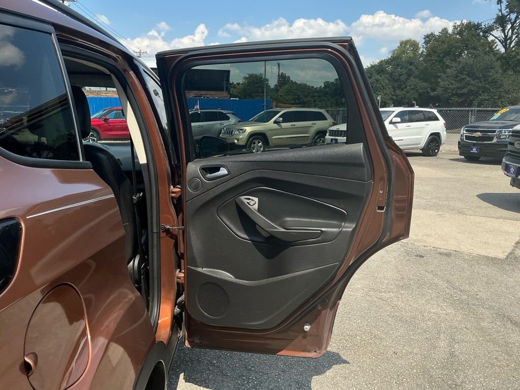 2017 Ford Escape Image 6