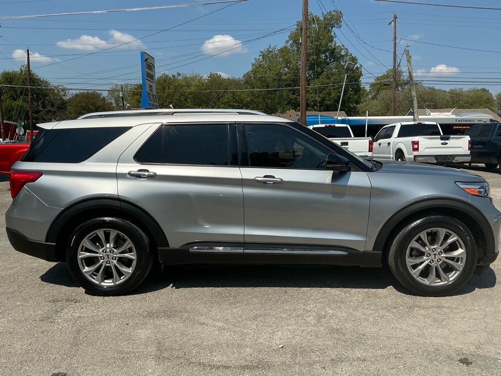 2021 Ford Explorer Image 5