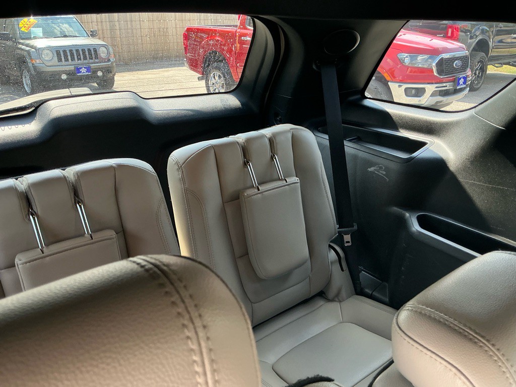 2018 Ford Explorer Image 8