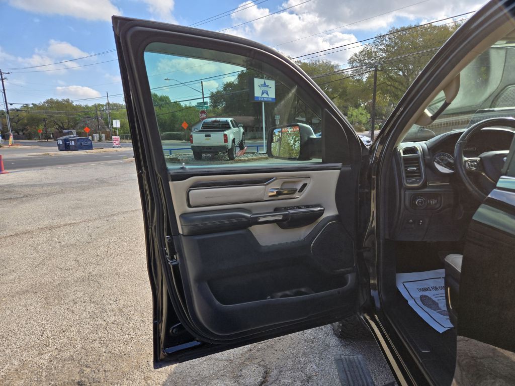 2019 RAM 1500 Image 7