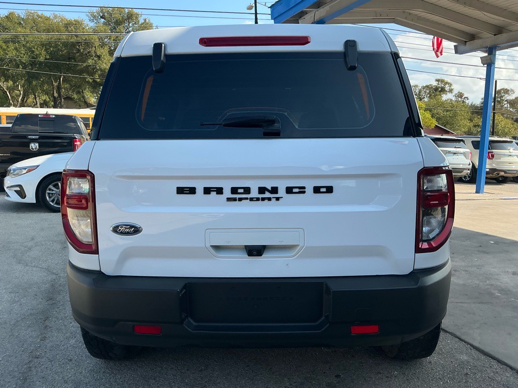 2021 Ford Bronco Image 4