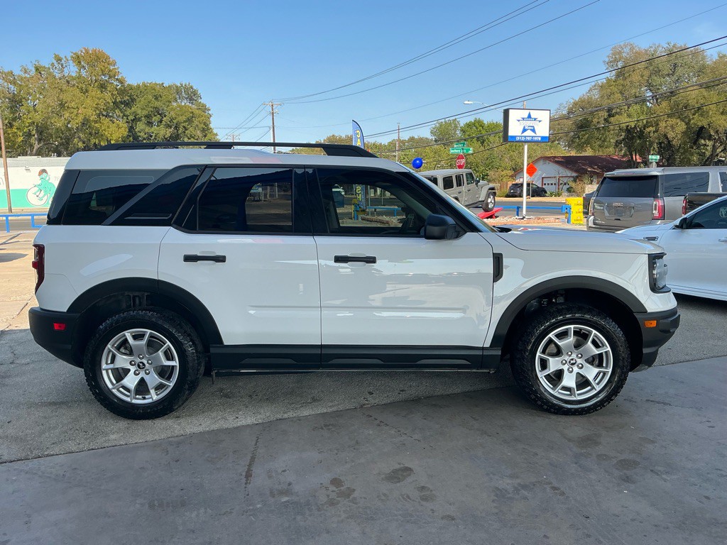 2021 Ford Bronco Image 5