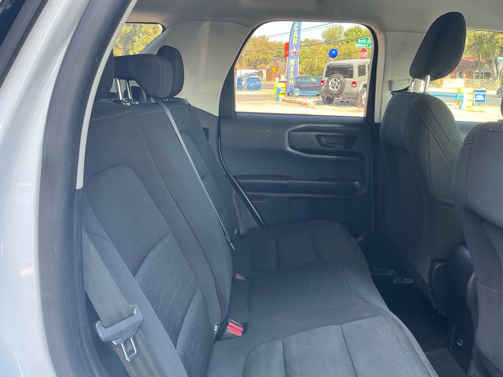 2021 Ford Bronco Image 7