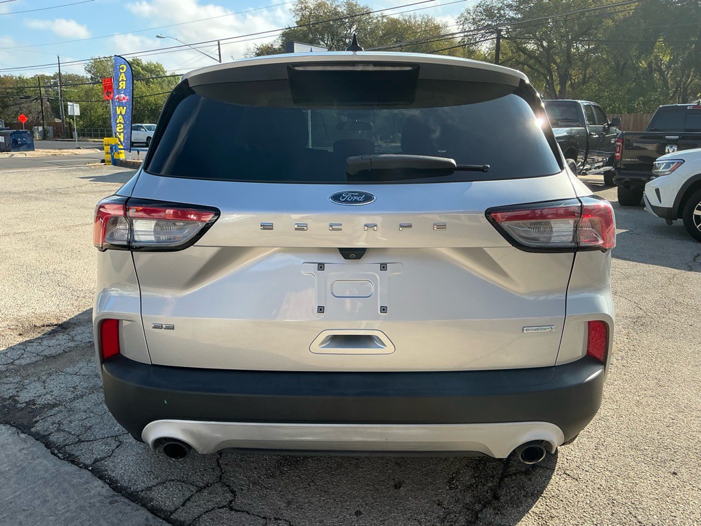 2020 Ford Escape Image 4