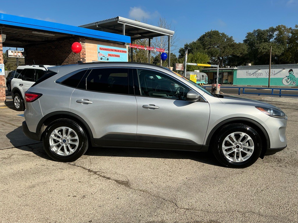 2020 Ford Escape Image 5