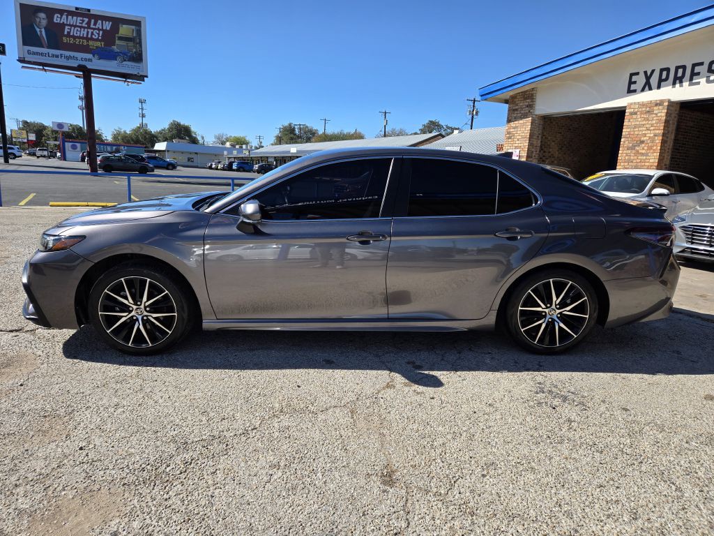 2023 Toyota Camry Image 3