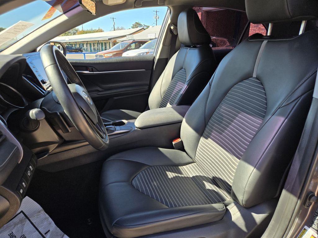 2023 Toyota Camry Image 8