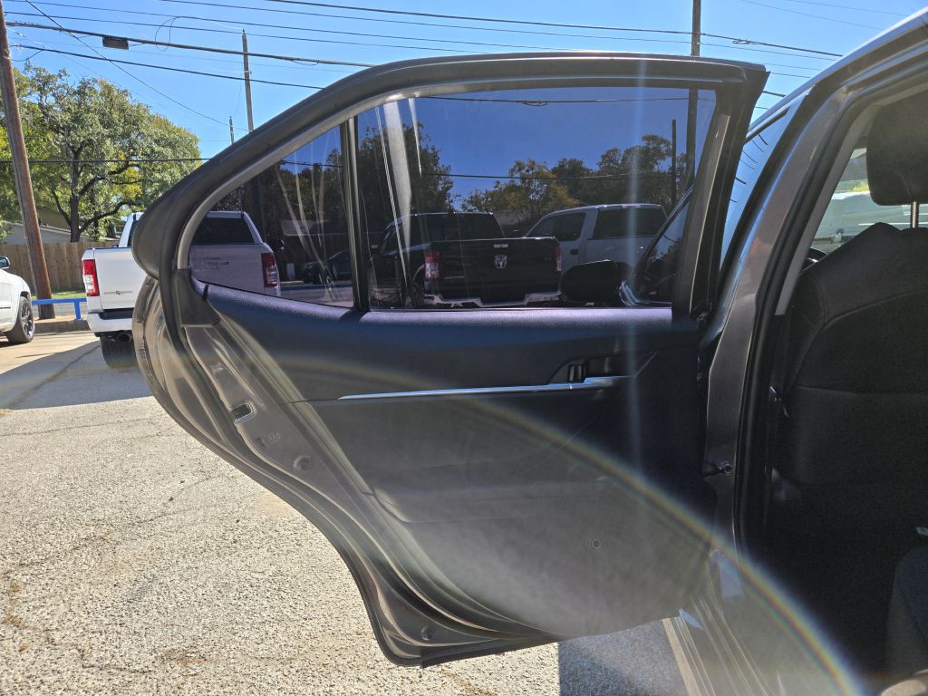 2023 Toyota Camry Image 11