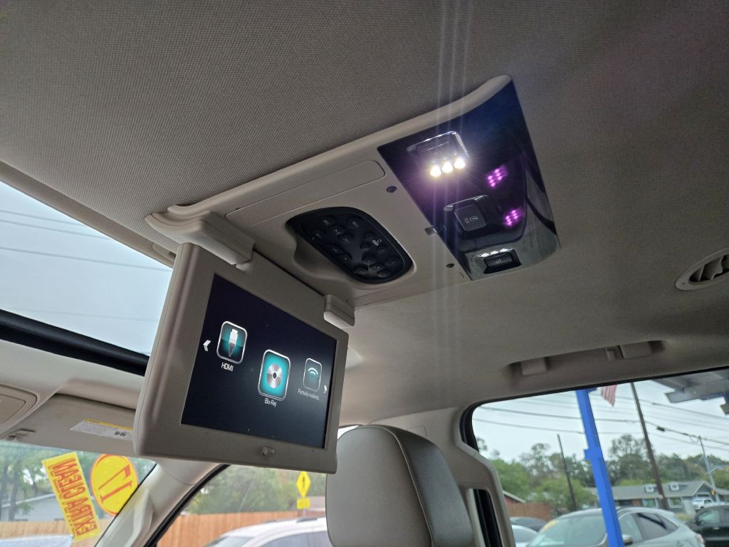 2017 Chevrolet Tahoe Image 17