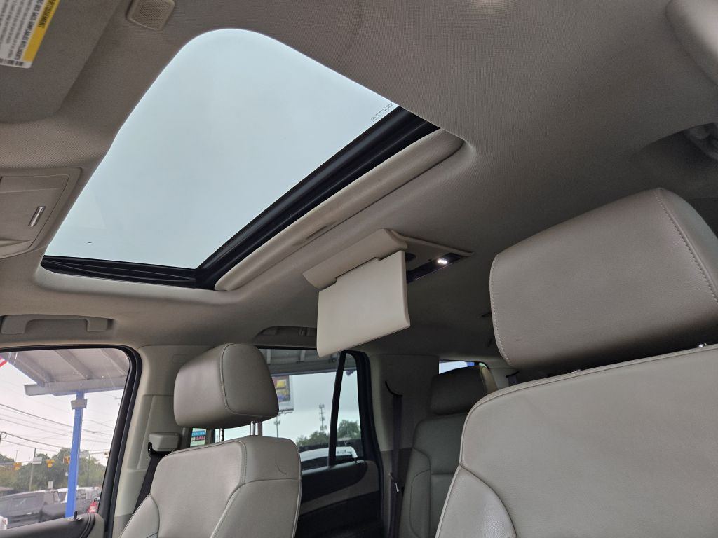 2017 Chevrolet Tahoe Image 18