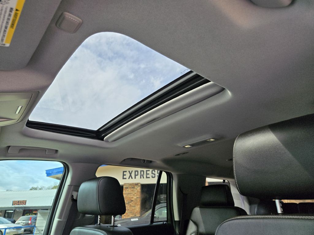 2016 Chevrolet Tahoe Image 18