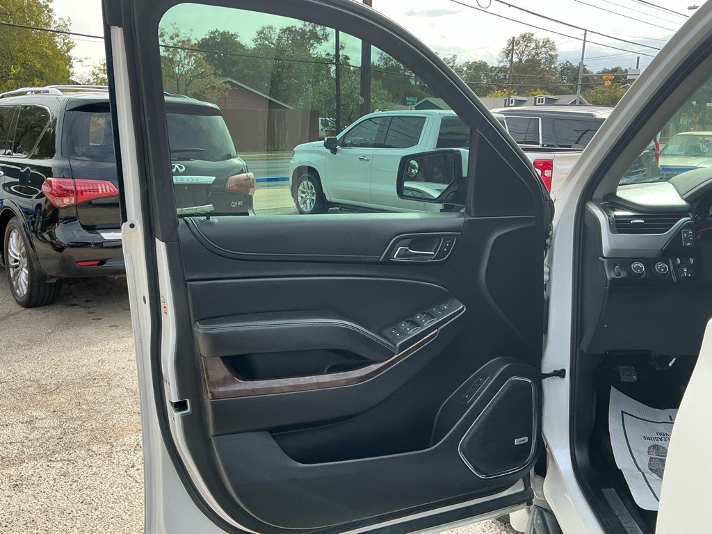 2016 Chevrolet Tahoe Image 30