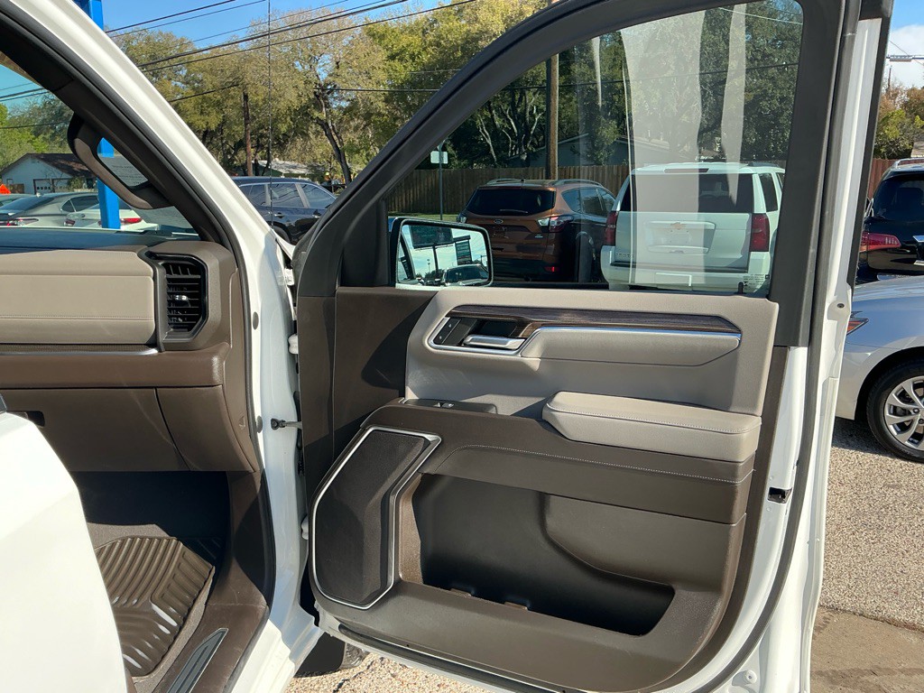 2023 Chevrolet Silverado 1500 Image 9