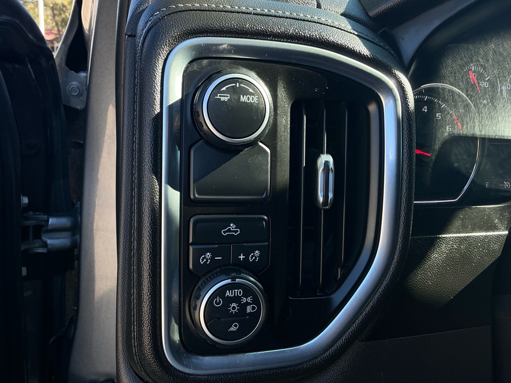 2021 Chevrolet Silverado 1500 Image 15