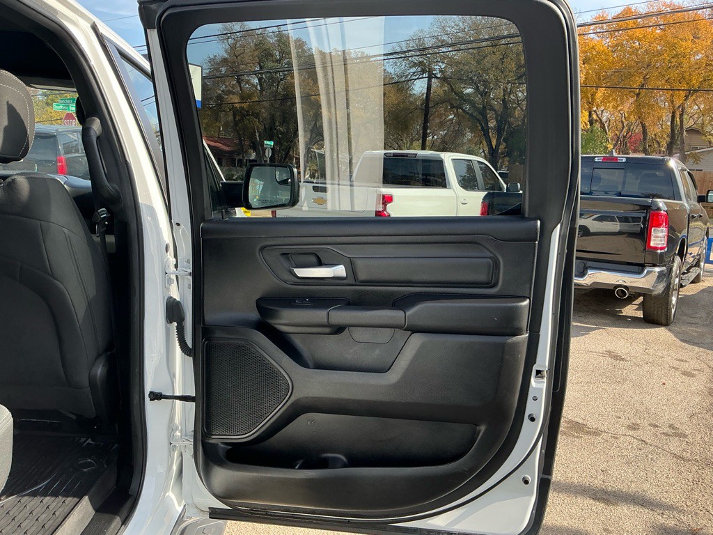 2022 RAM 1500 Image 8