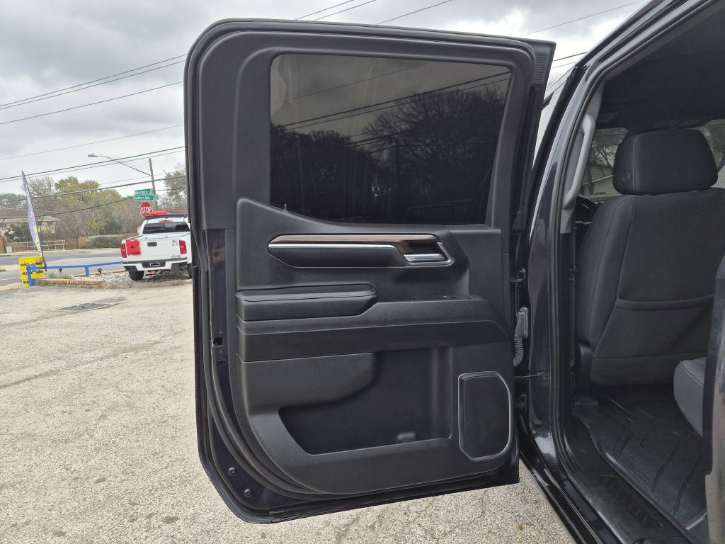 2023 Chevrolet Silverado 1500 Image 12