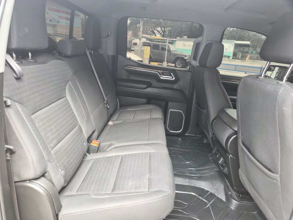 2023 Chevrolet Silverado 1500 Image 15
