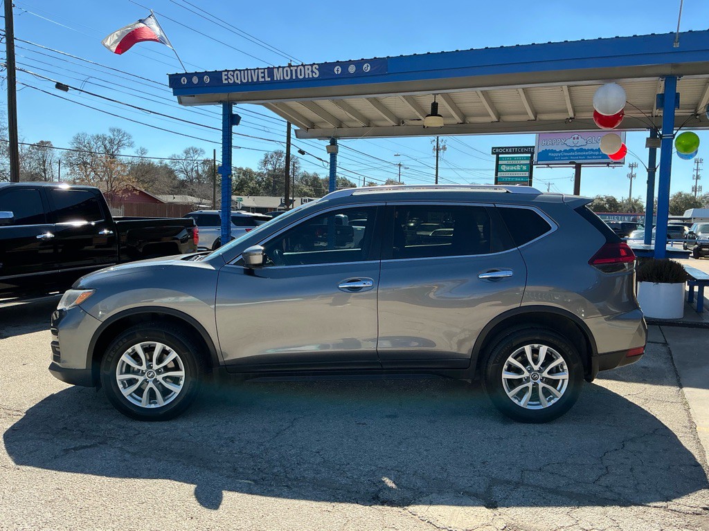 2018 Nissan Rogue Image 3
