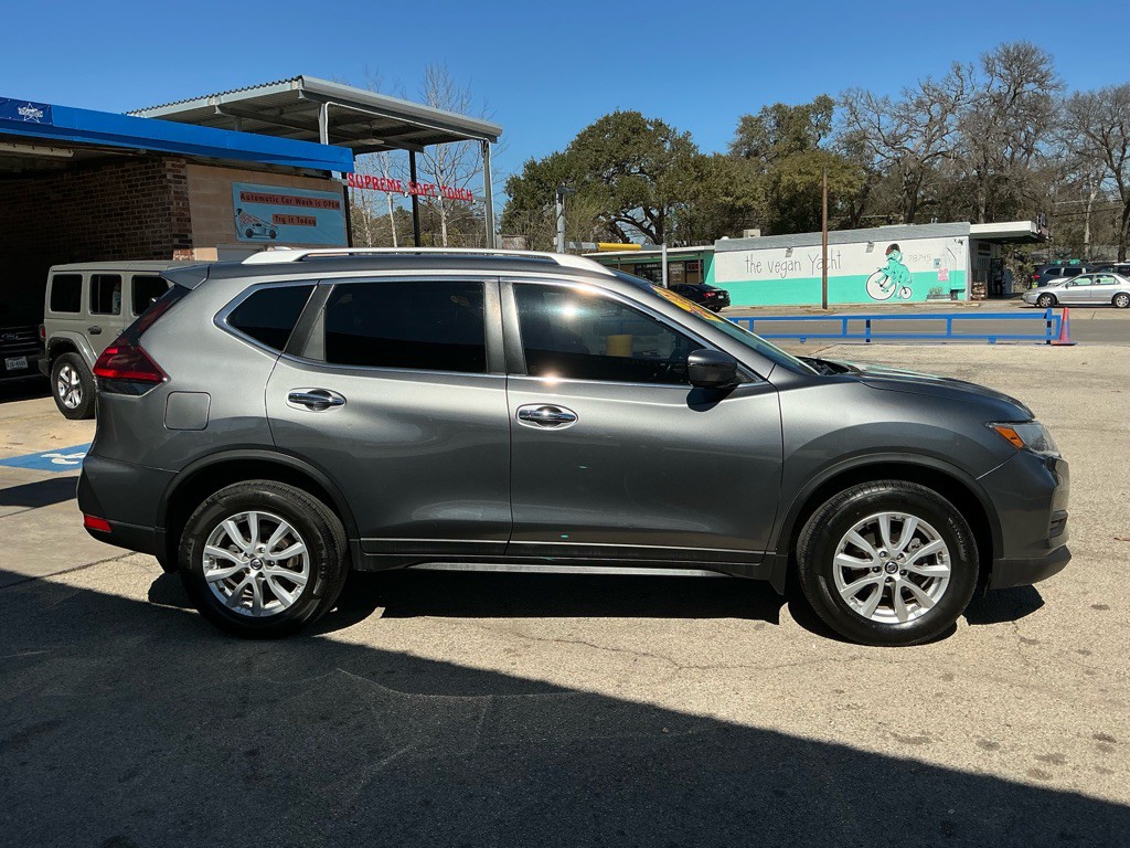 2018 Nissan Rogue Image 6