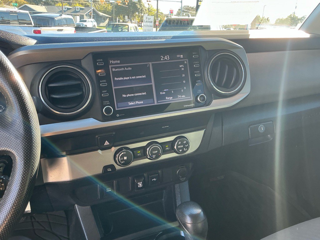 2020 Toyota Tacoma Image 13