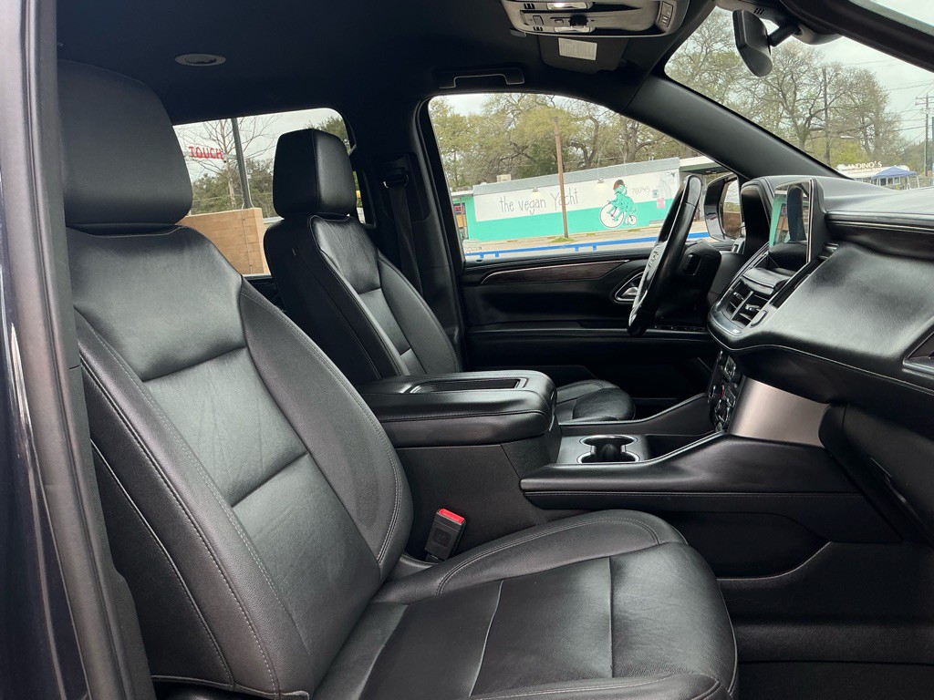 2022 Chevrolet Suburban Image 11