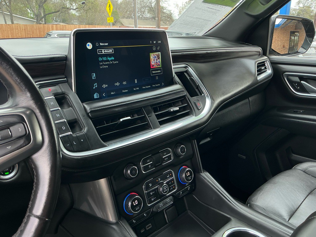 2022 Chevrolet Suburban Image 14