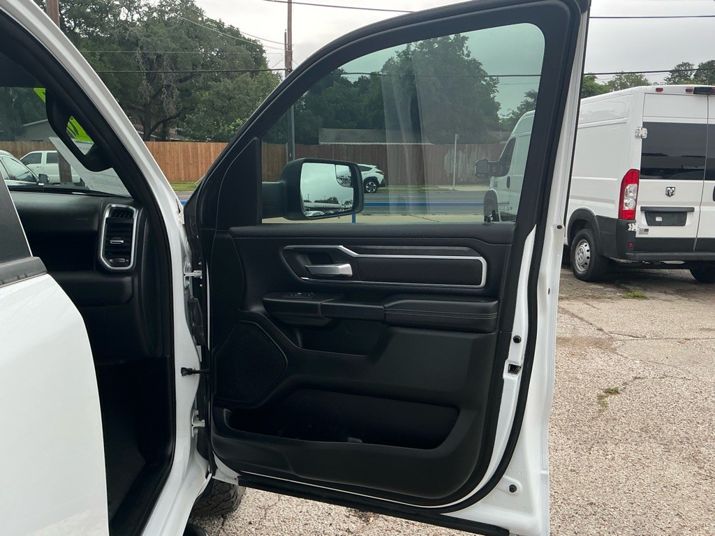 2024 RAM 1500 Image 10