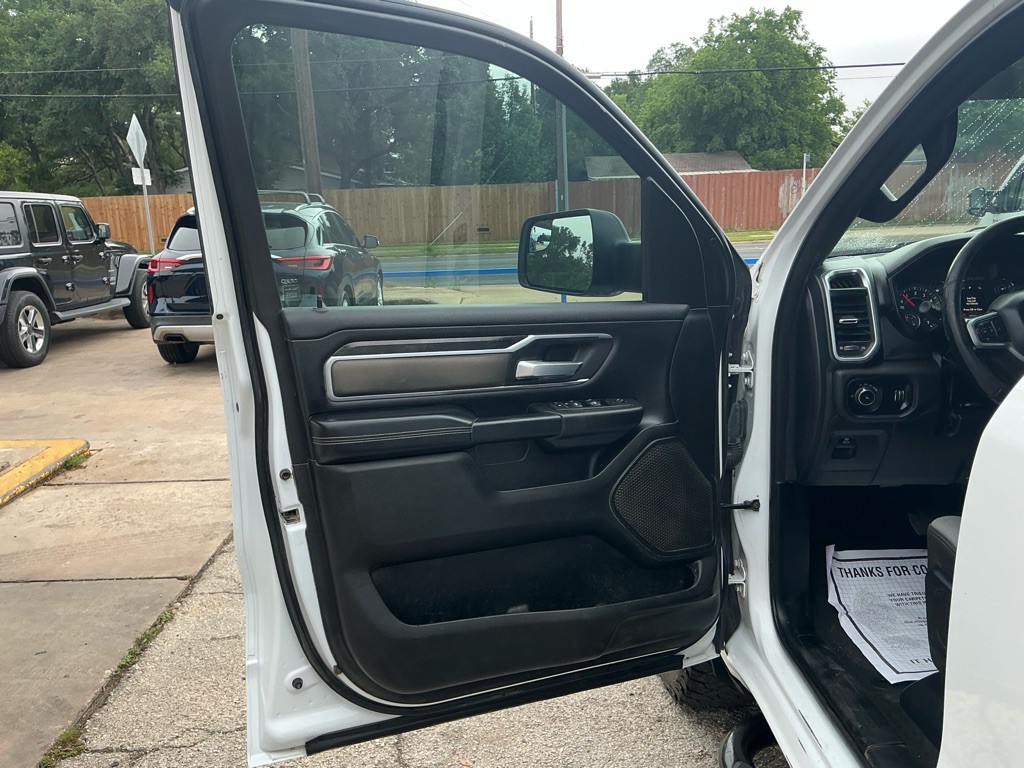 2024 RAM 1500 Image 12