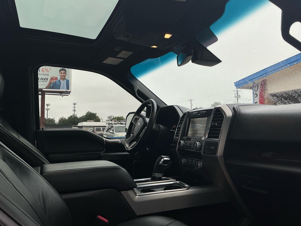 2015 Ford F-150 Image 12