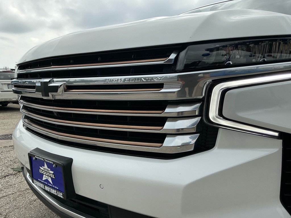 2021 Chevrolet Tahoe Image 2