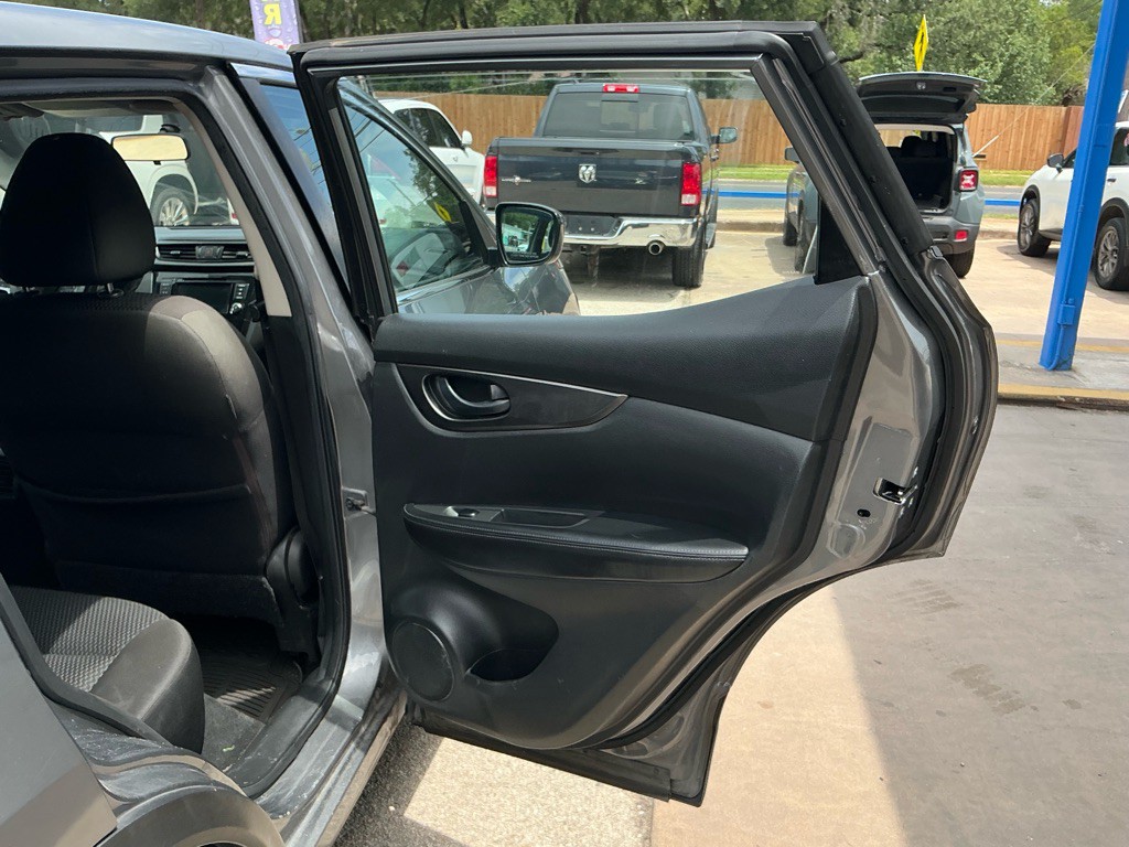 2019 Nissan Rogue Image 7