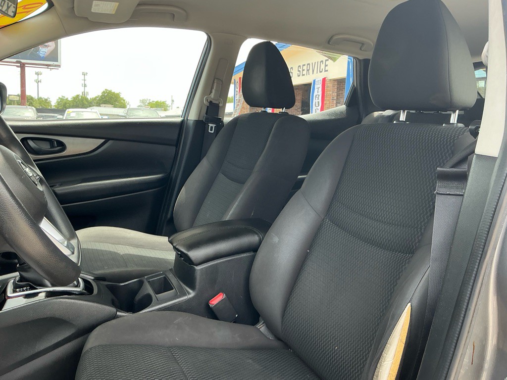 2019 Nissan Rogue Image 12