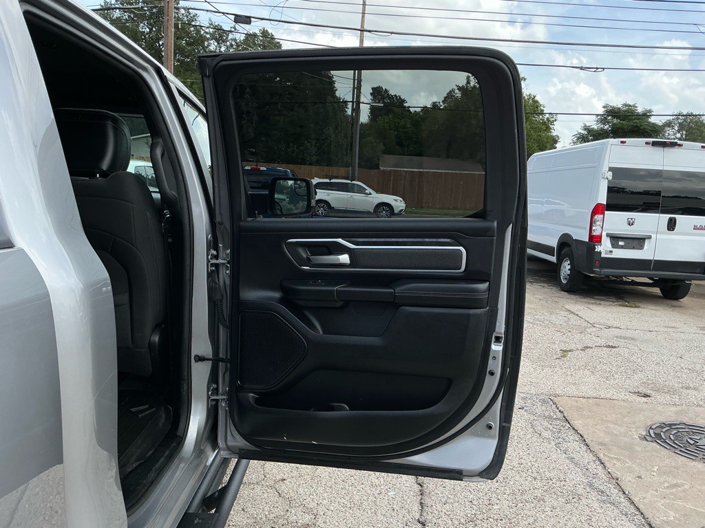 2020 RAM 1500 Image 8