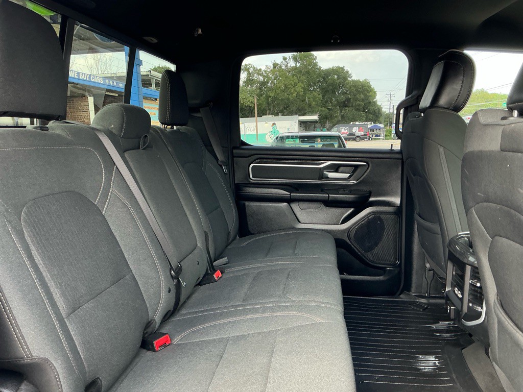 2020 RAM 1500 Image 9
