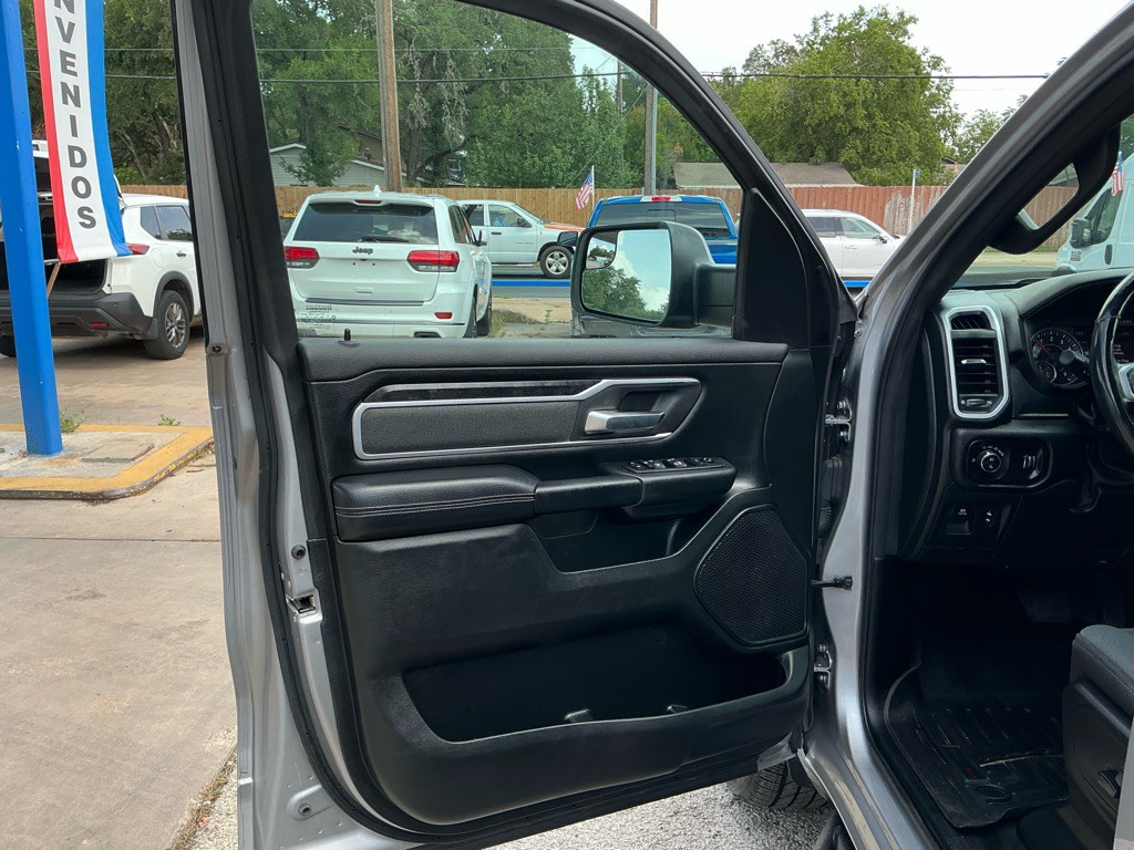 2020 RAM 1500 Image 11