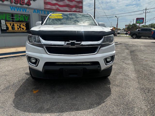 2016 Chevrolet Colorado Image 2