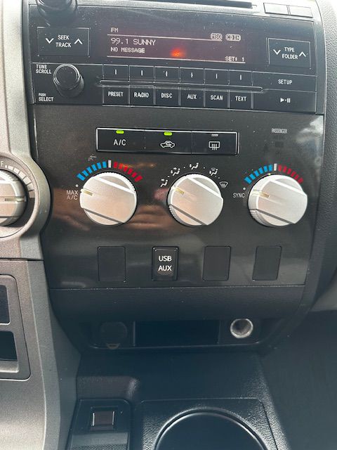 2011 Toyota Tundra Image 12