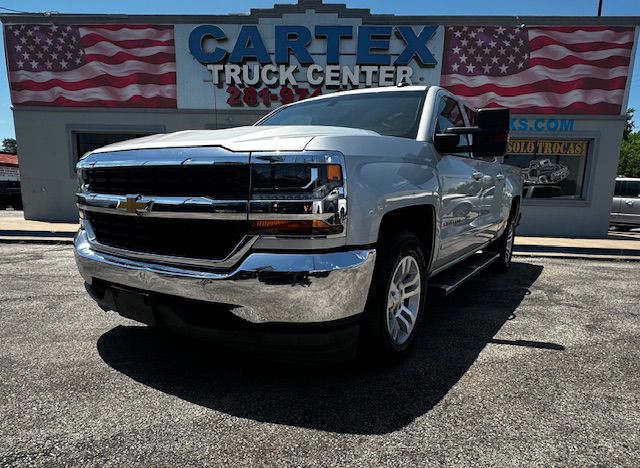 2018 Chevrolet Silverado 1500 Image 1