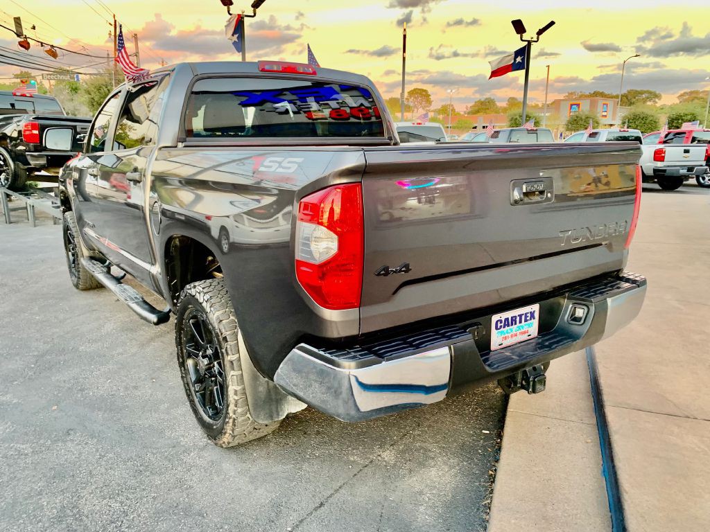 2014 Toyota Tundra Image 5