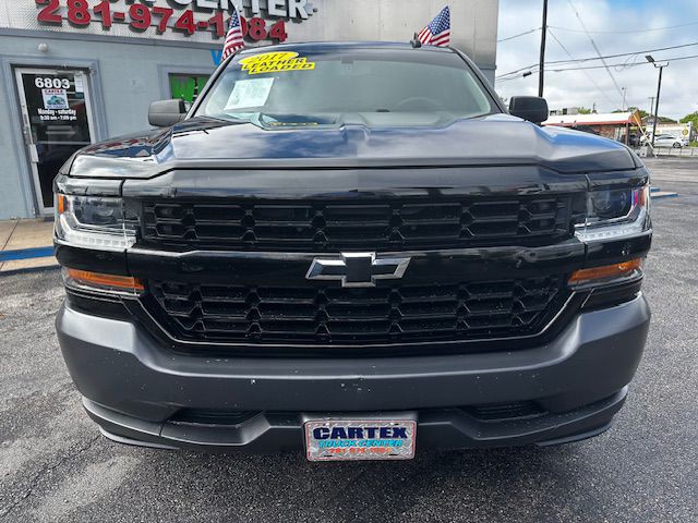 2017 Chevrolet Silverado 1500 Image 2