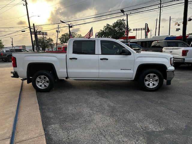 2017 GMC Sierra Image 4