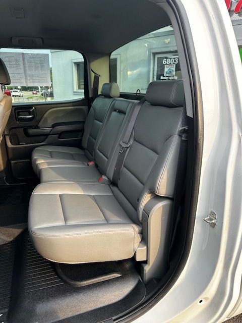 2017 GMC Sierra Image 11