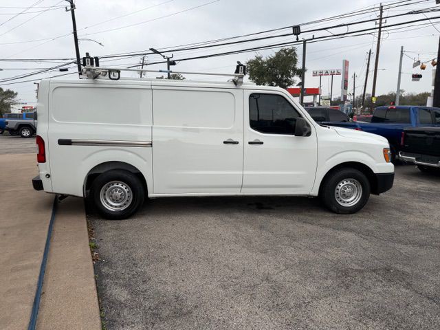 2017 Nissan NV Image 4